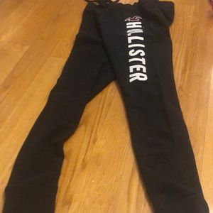 Hollister joggers
